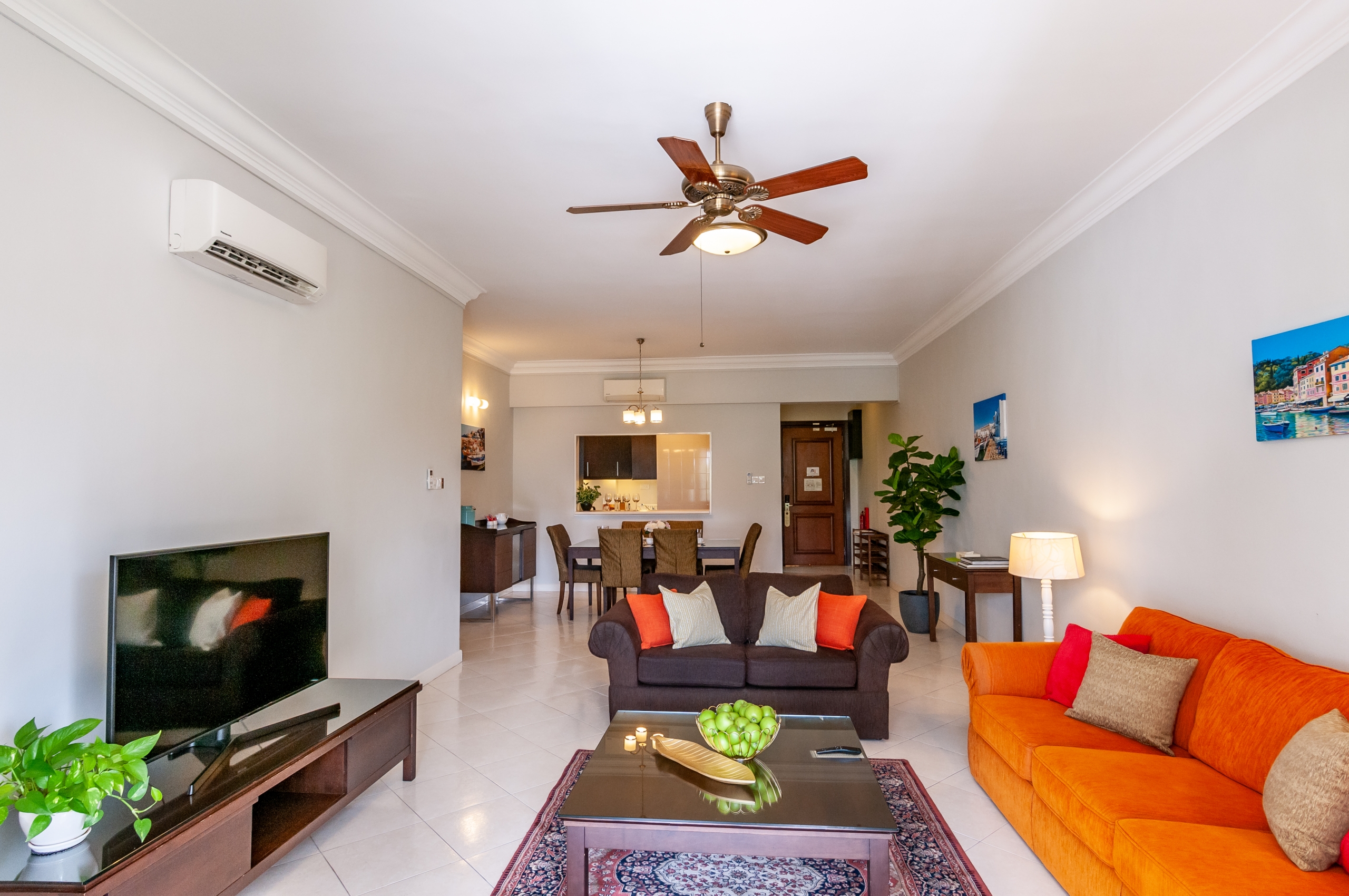 3BR_living 08